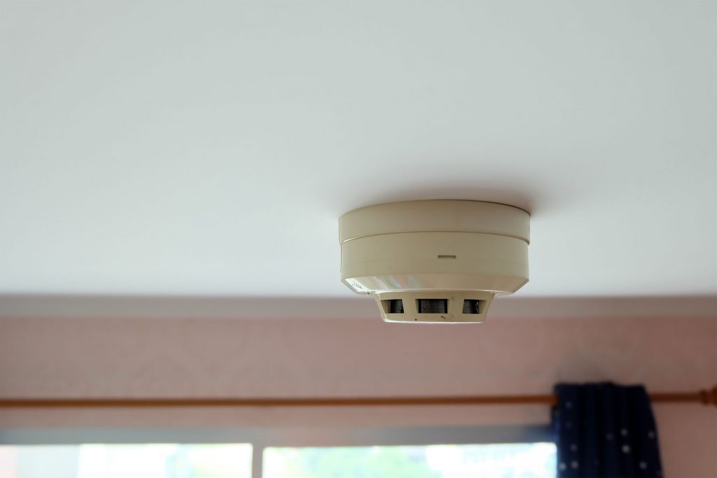 smoke alarm co alarm maintenance contractors